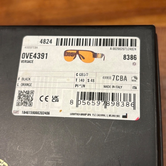 Versace Medusa Biggie Shield sunglasses black with gold Medusa NWT - Picture 6 of 15